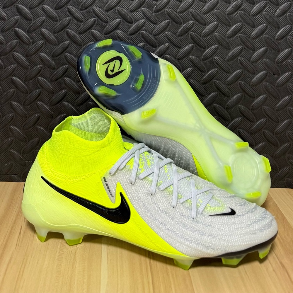 Nike Phantom Luna 2 Elite FG Green Grey Soccer Cleats HF4358-003 Mens Size 10